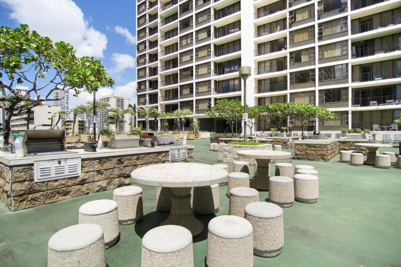 Waikiki Banyan Tower 1 Suite 701 ホノルル エクステリア 写真